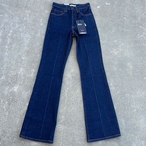 NWT Levi’s Premium Ribcage Bootcut Jeans Dark Wash